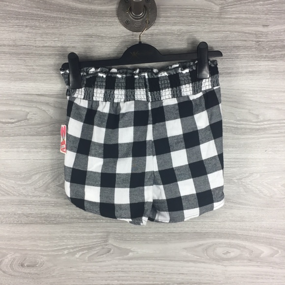 MAKE + MODEL Tie Waist Flannel Shorts - Picture 4 of 6